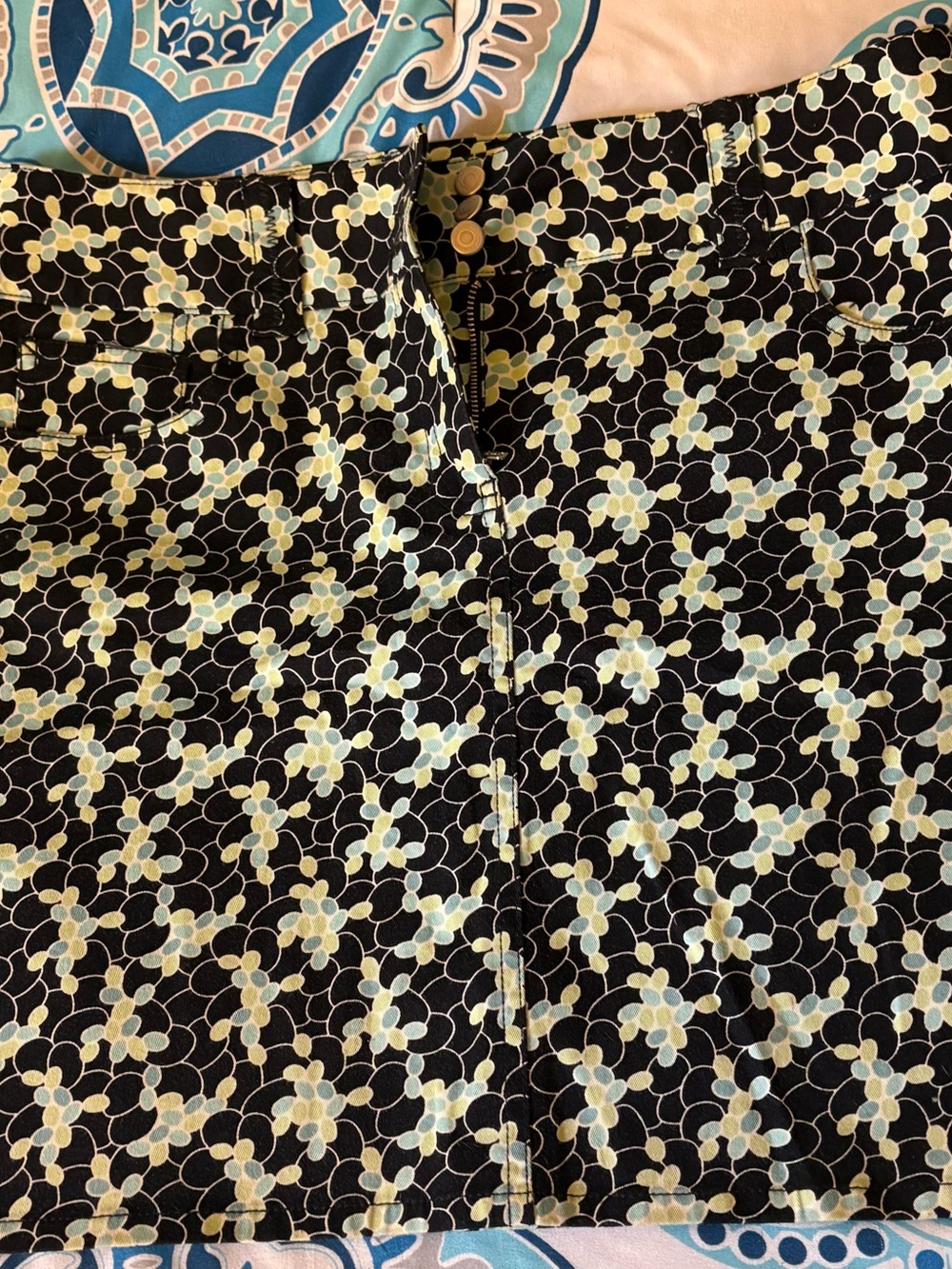 Ann Taylor Loft Petites Black Mini Skirt